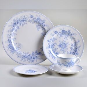 RARE WEDGWOOD Seashell Collection Blue Sea Shell Florals 5 Piece Place Setting